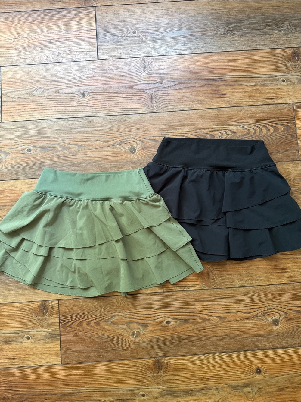 Aerie Offline Ruffled Tiered Skirts - Olive and Black
